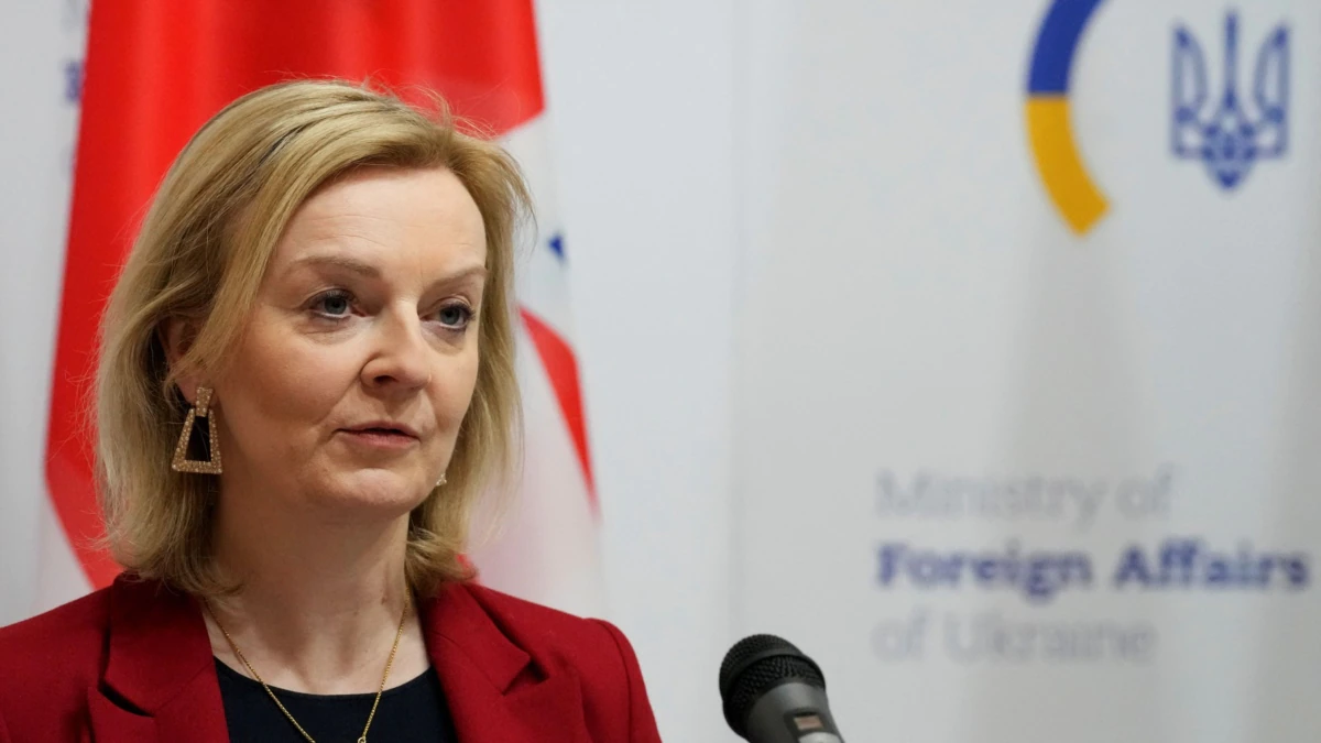 Велика Британія закликала інші держави дати Україні літаки | Україна.інфо