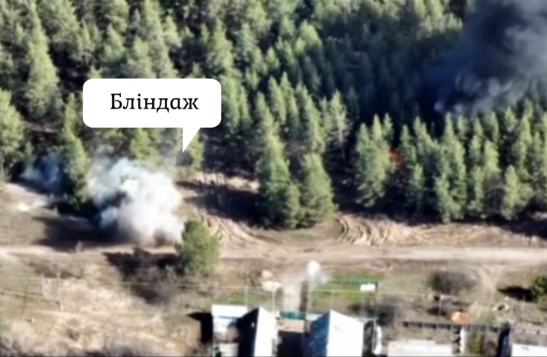 Артилеристи знищили «Урал» та бліндаж російських окупантів. Відео