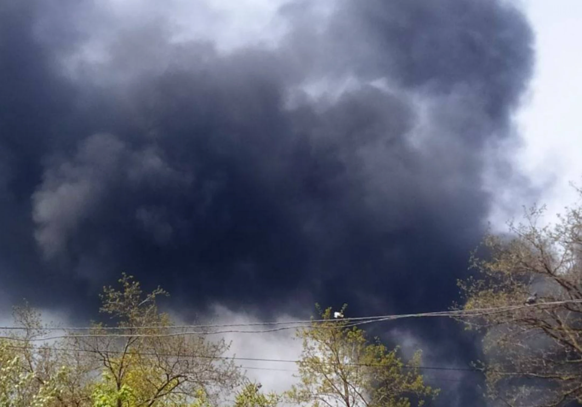 6 ракет випустили по Одесі, 4 з них влучили у підприємство