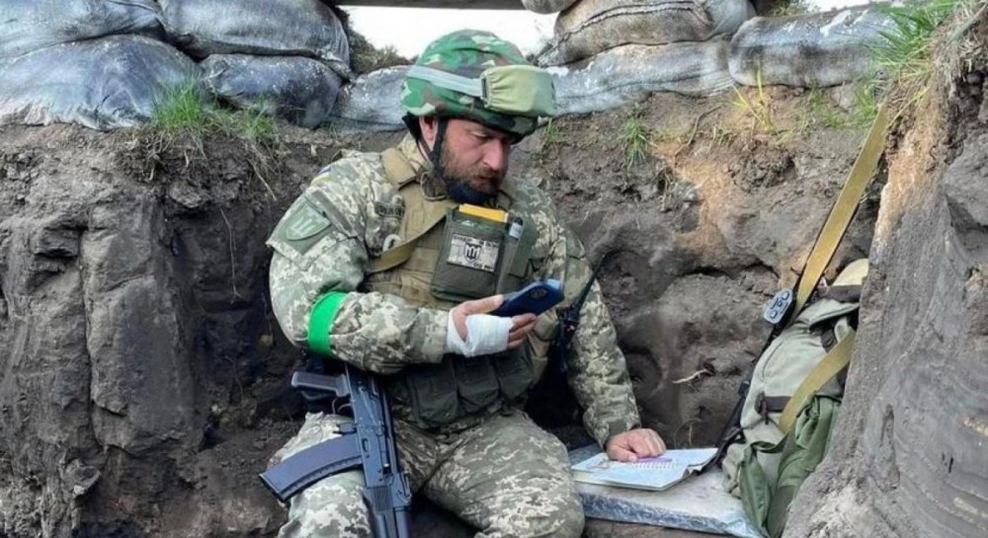 Лекції під звуки вибухів: професор читає лекції із фронту та радіє явці студентів