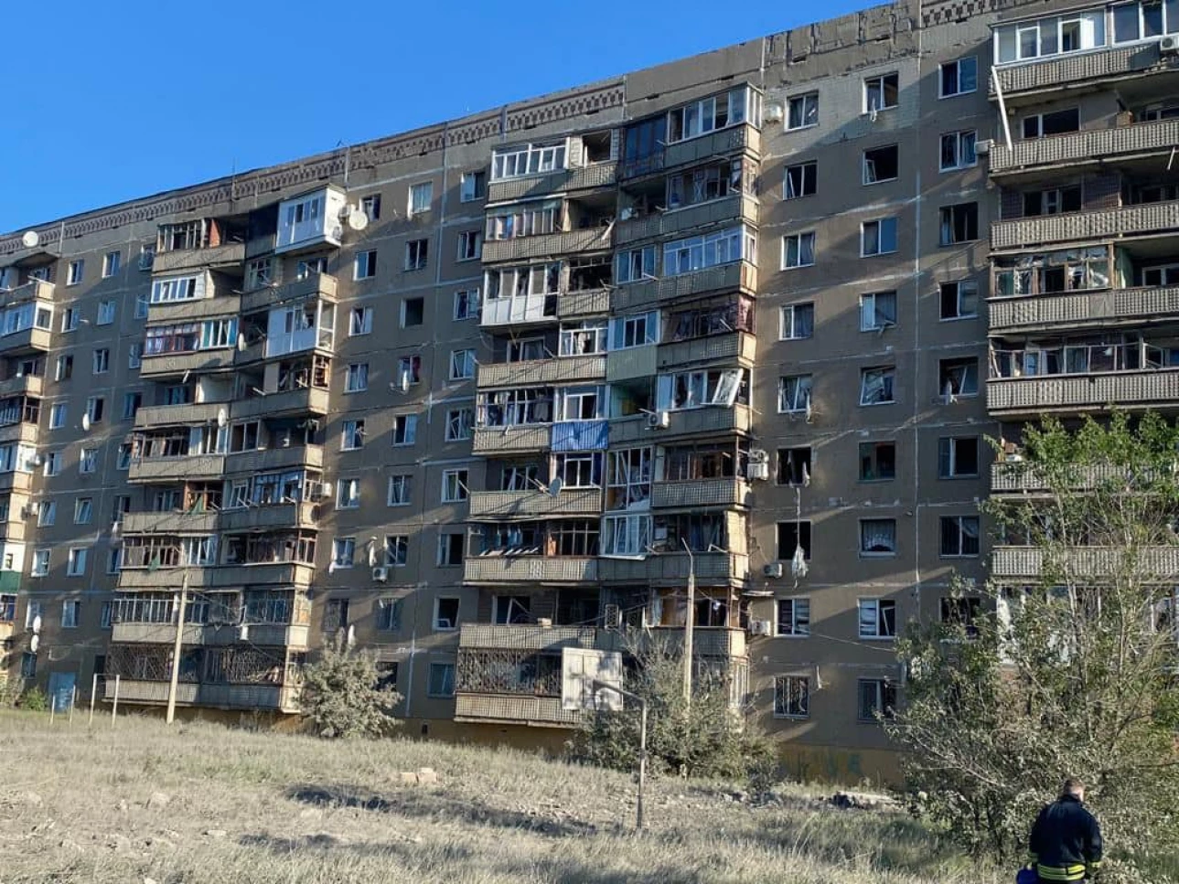 У Краматорську росіяни вдарили з літаків по спальних районах. Фото