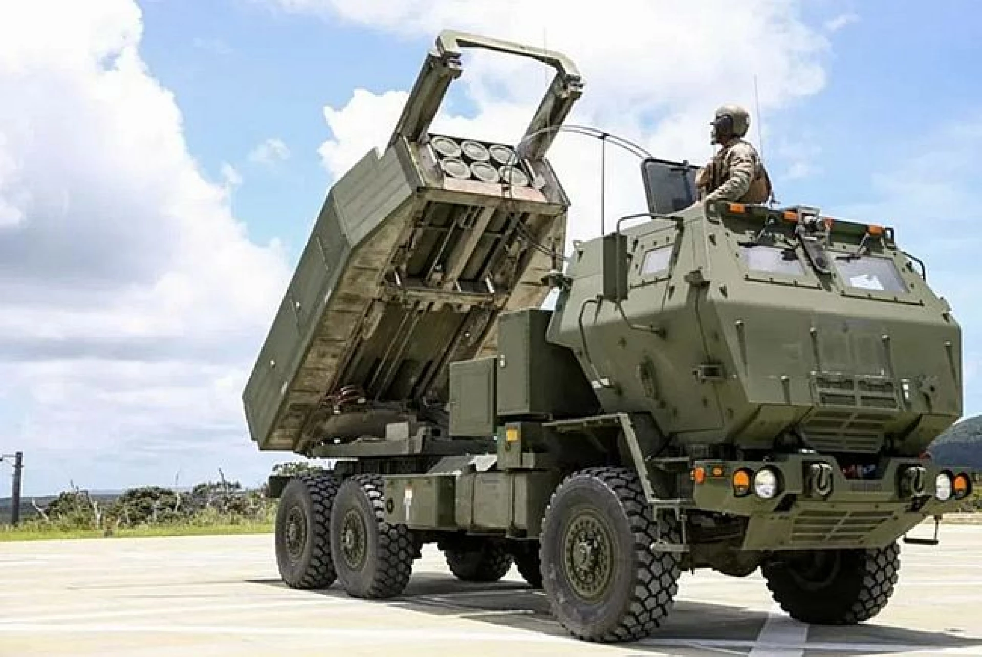 США ділитимуться розвідкою для ведення бою з використанням HIMARS та MLRS