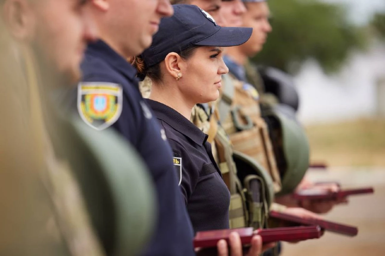 Президент відвідав опорні пункти Нацгвардії на Одещині. Фото