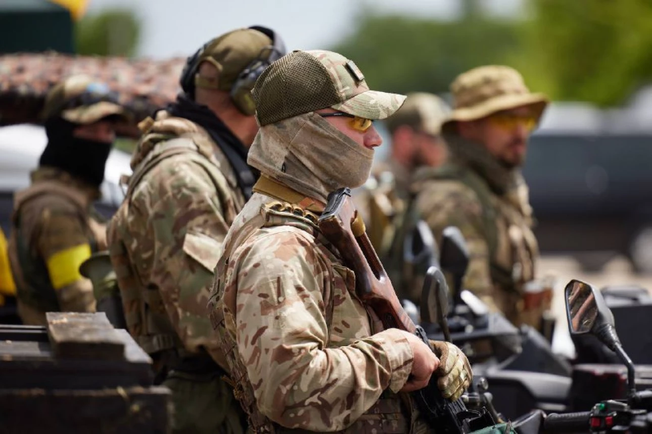 Президент відвідав опорні пункти Нацгвардії на Одещині. Фото