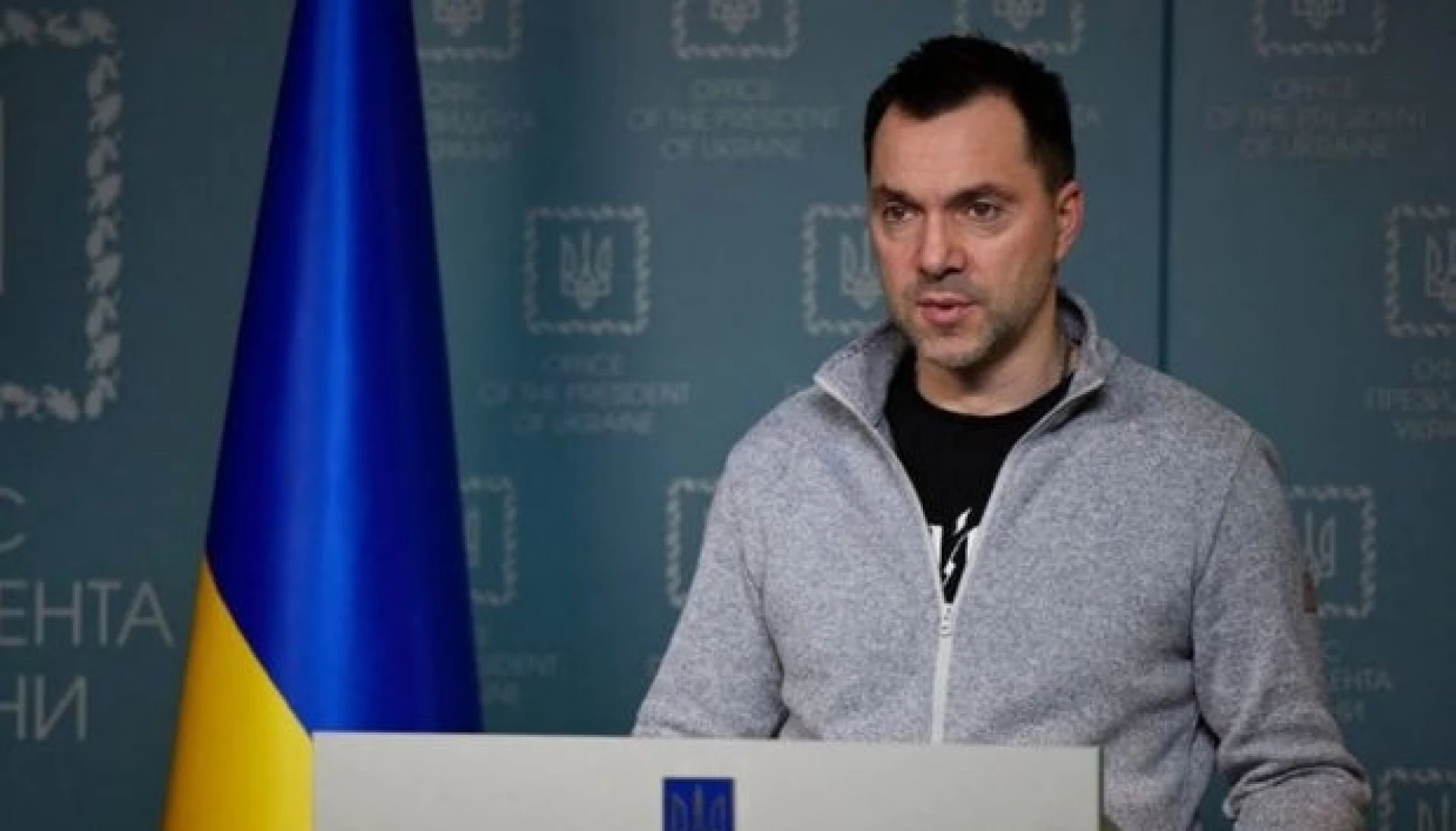 Росіяни хочуть влаштувати «котел» українському війську біля Соледара – Арестович