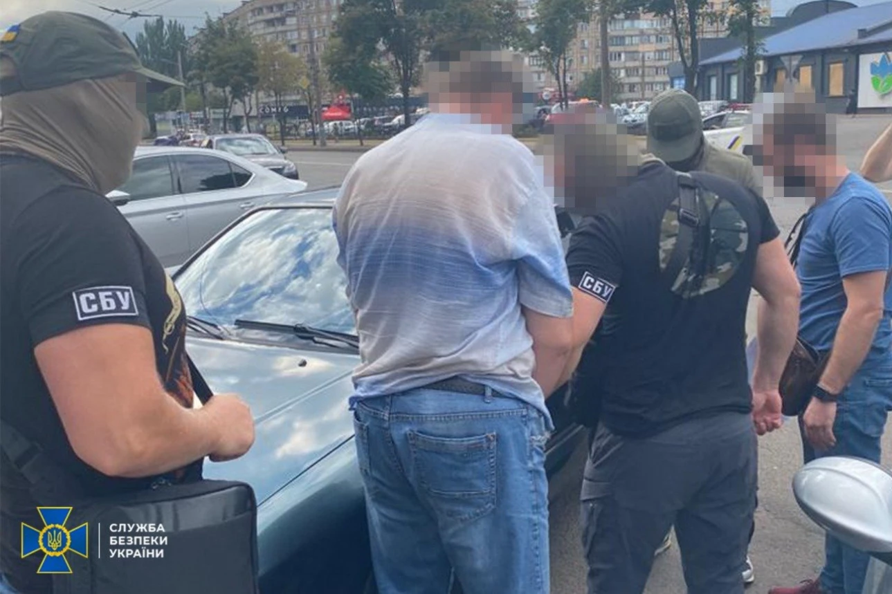 Затримали чоловіка, що допоміг росіянам вдарити по аеропорту Кривого Рогу