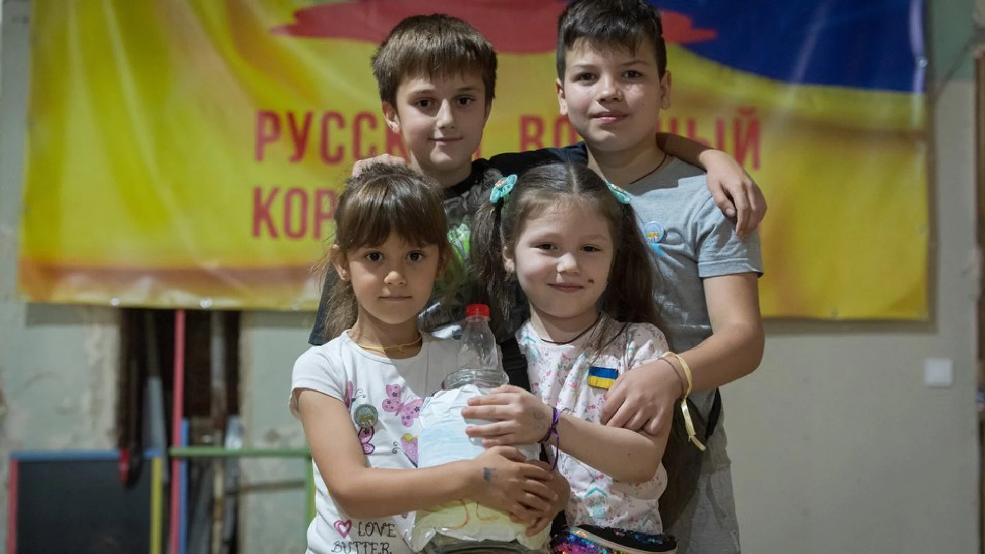 У Дніпрі діти продають власні іграшки, щоб зібрати кошти на допомогу ЗСУ