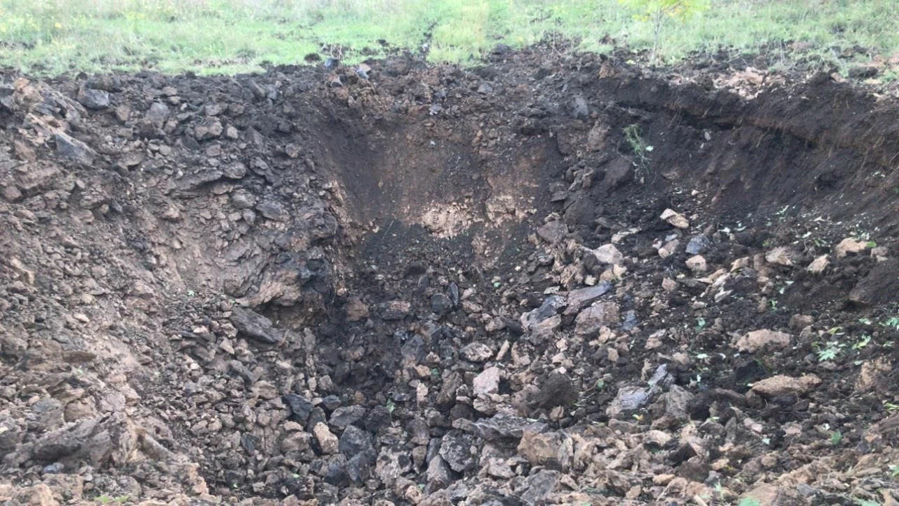 Росіяни зруйнували школи на Донеччині, пошкодили коледж і будинки. Фото