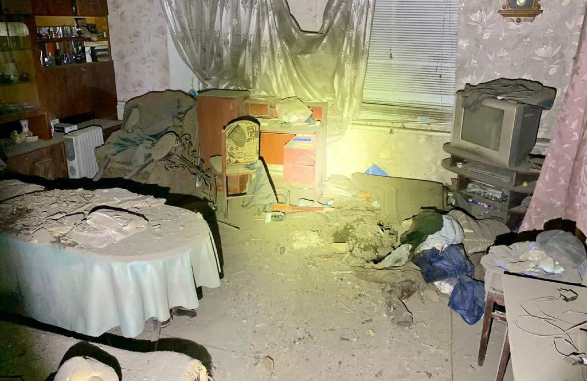 100 прильотів з «Граду» зафіксували по Нікополю. Фото