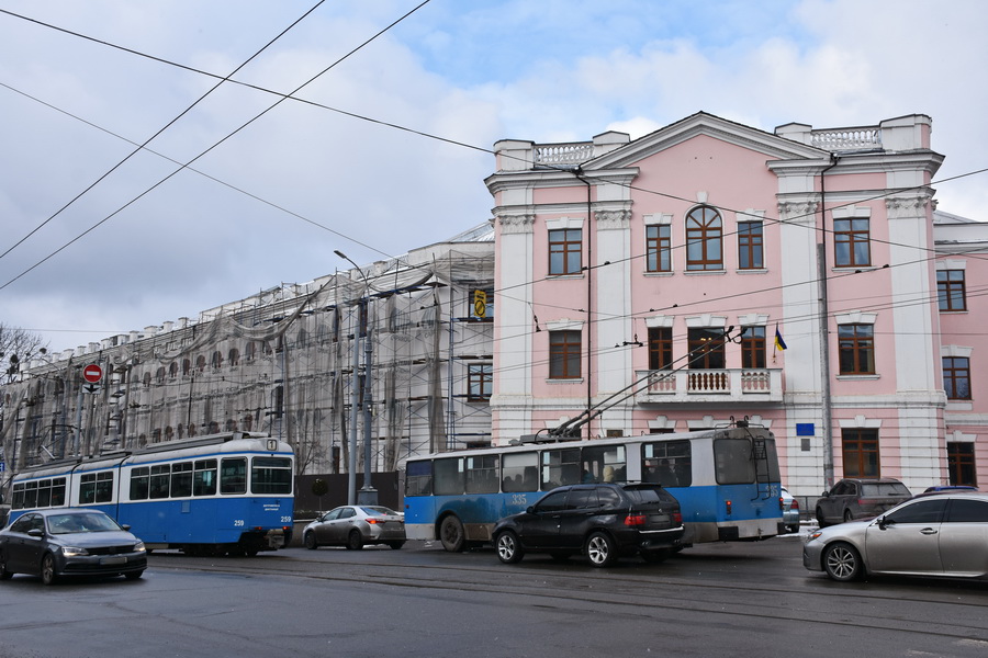 Як час змінив центр Вінниці: фото у порівнянні - фото 14