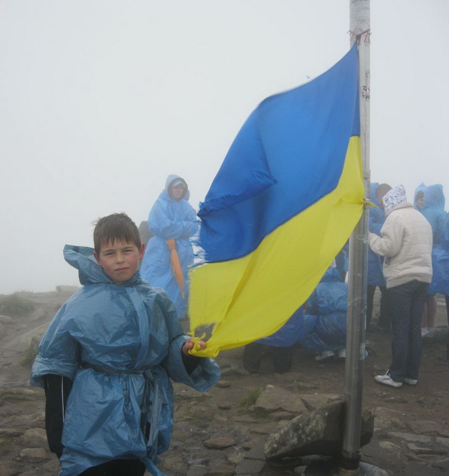 Він пішов захищати країну. Історія 21-річного лейтенанта з Вінниччини Ростислава Покиньчереди