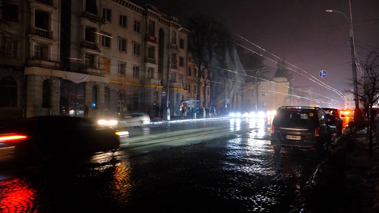 Вінниця вечірня без світла. Фоторепортаж 