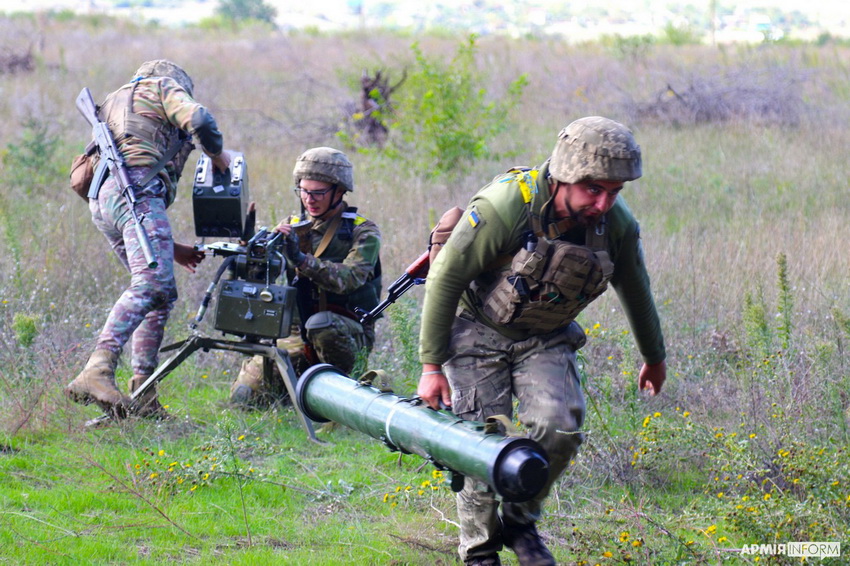 «Фізик» з Вінниччини зі своїм підрозділом на півдні країни «Стугною» ворожі танки спиняє  - фото 2