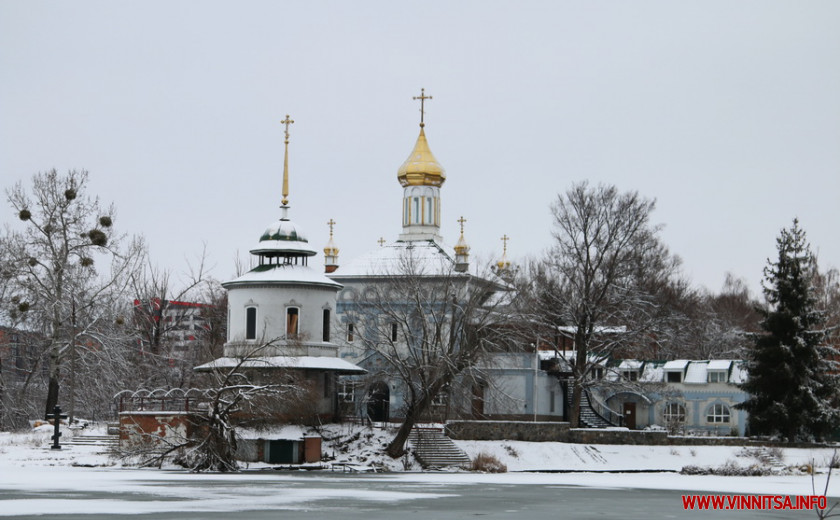 Паромна переправа, причал, торговий центр і Льодова арена: у Вінниці почали громадські обговорення по забудові «Бригантини». Фото   