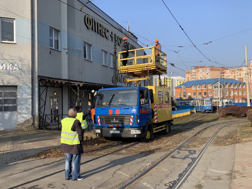 У Вінниці приступили до ремонту вулиці Батозька. Приватні авто пустили в об’їзд  - фото 2