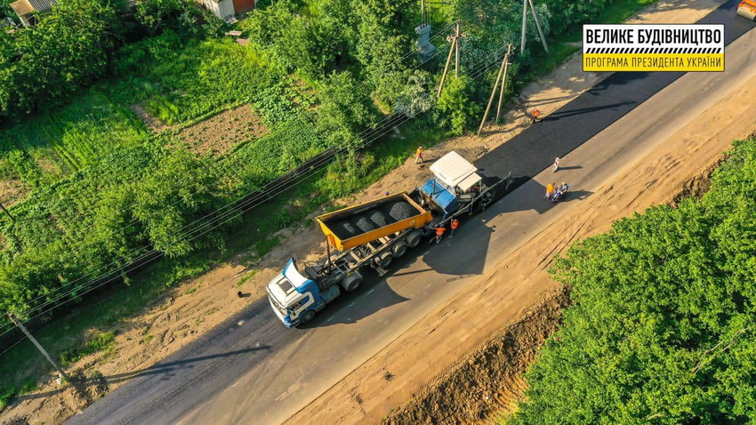 У Вінницькій області ремонтують «дорогу президентів». Фото - фото 2