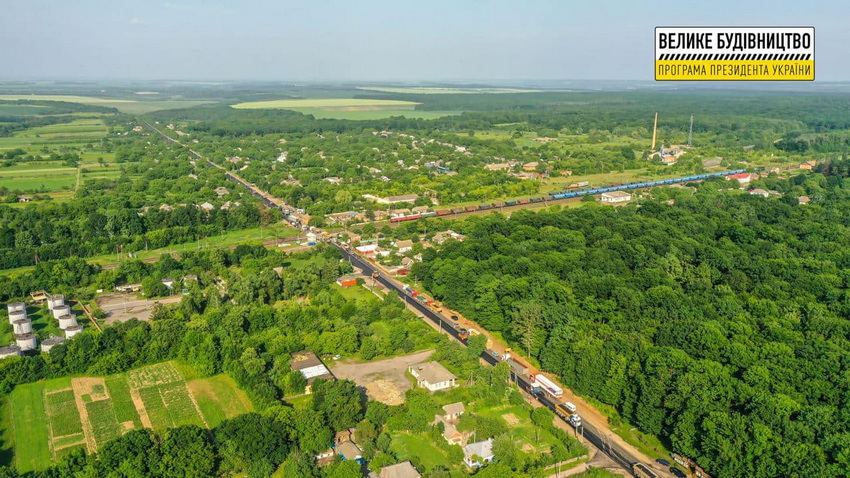 У Вінницькій області ремонтують «дорогу президентів». Фото - фото 3