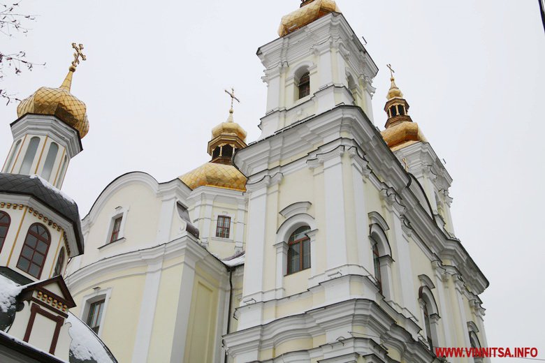 Костел, церква, в якій зустрічали імператора, рибний склад і спортзал - історія собору в центрі Вінниці  - фото 10