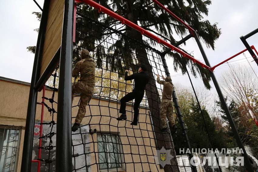 У Вінниці на базі КОРДу відкрили спортивний майданчик для занять кросфітом. Фото - фото 2