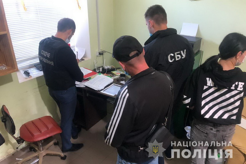 На Вінниччині оголосили про підозру посадовцям, які два роки вирубували і продавали ліс, що у власності Міністерства оборони - фото 2