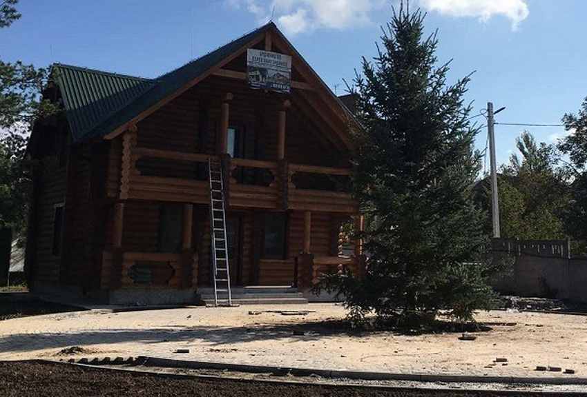 В Подільському зоопарку встановлять скульптури 12 знаків зодіаку та дерев’яний трон для Святого Миколая