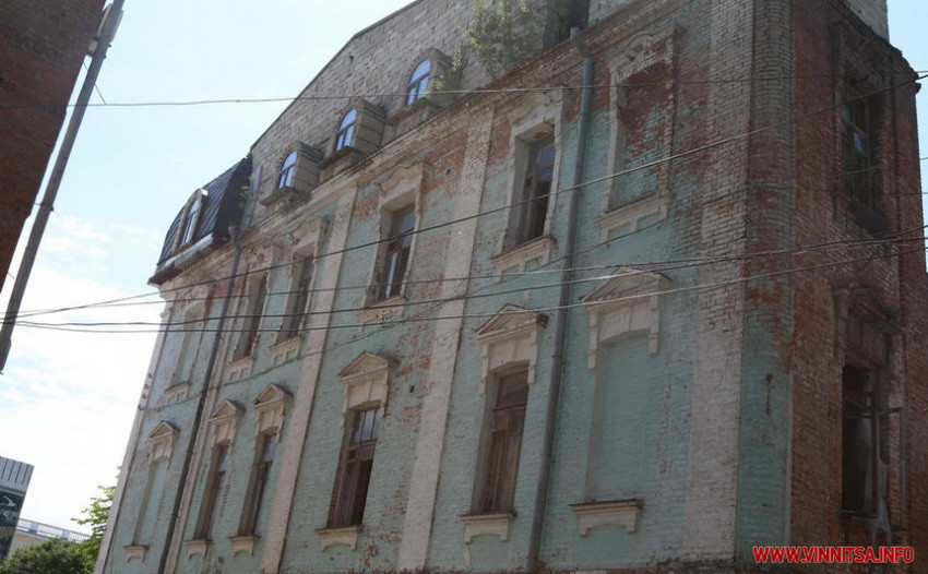 Закинута будівля в самому «серці» Вінниці. Фоторепортаж з прибуткового будинку Фігмана і Хасіна - фото 6