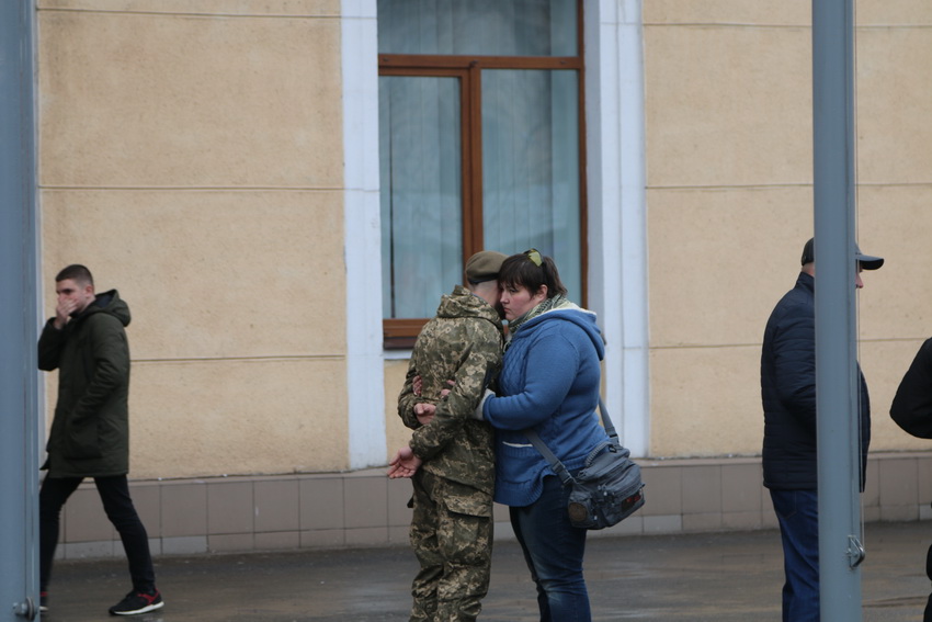 У Вінниці попрощалися із загиблим на Донбасі офіцером 93-ої механізованої бригади - фото 2