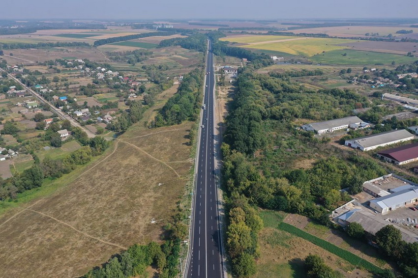 За рік на Вінниччині відремонтували 90 кілометрів доріг - САД