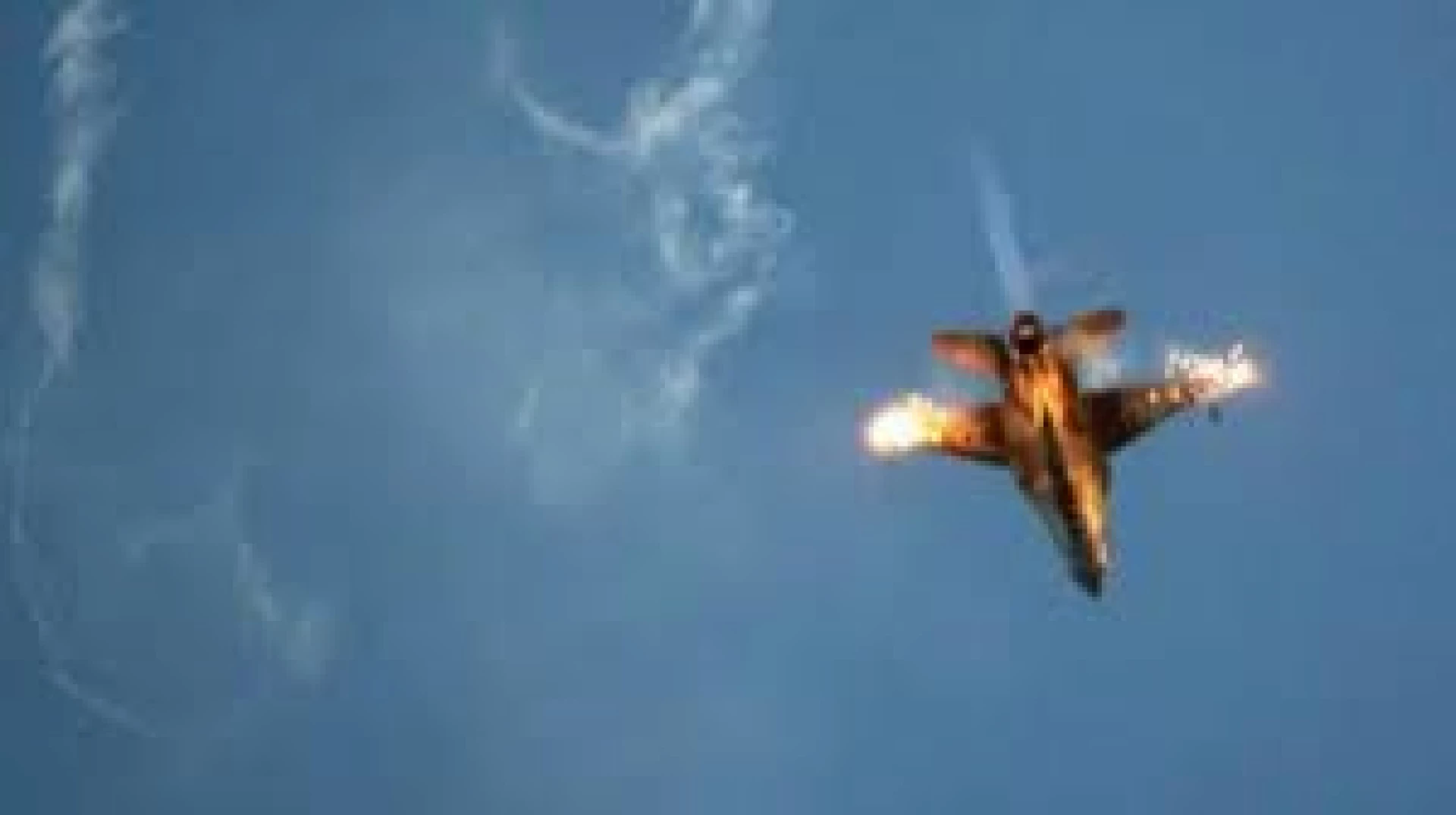 Сбит самолет над турцией. Сбитый су-24 в сирии турецким самолетом. Сбитый самолёт в сирии турками 2015. Сбит самолет над турцией. Сбит самолет над турцией.