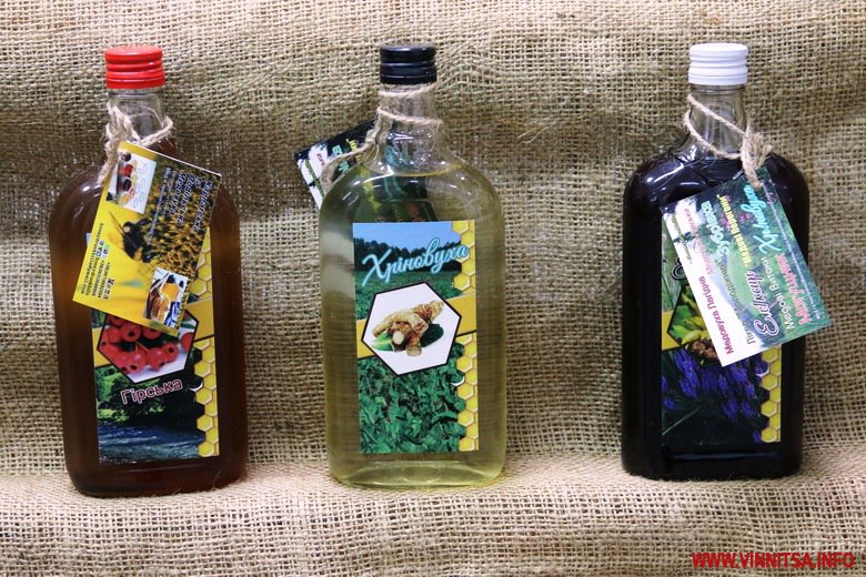 Винница.info: Алкоголь без спирту, «П’яна коза» і карамель зі смаком дитинства – у Вінниці відкрили ярмарок авторської продукції. Фото