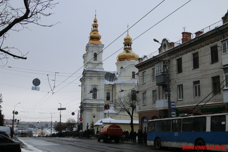 Очільник Православної церкви України проводить службу у кафедральному Соборі Вінниці. Фото - фото 18