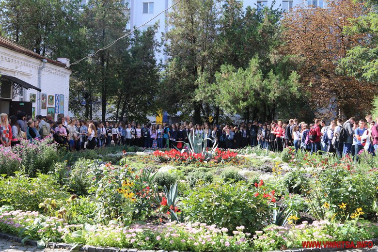 До Дня народження письменника, у Вінниці вручили премії ім. Михайла Коцюбинського. Фото - фото 9