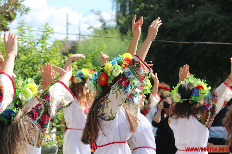 До Дня народження письменника, у Вінниці вручили премії ім. Михайла Коцюбинського. Фото - фото 11