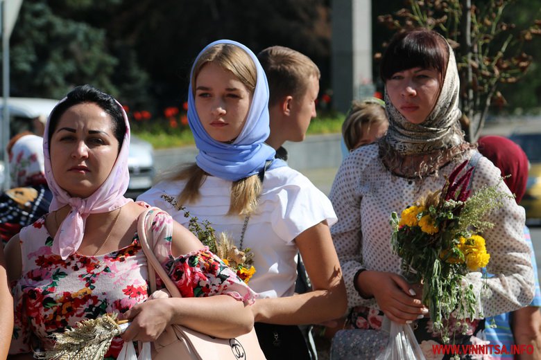 Пиріжки з маком, мед та сухоцвіття. Як у Вінниці святкують Маковея. Фоторепортаж - фото 7