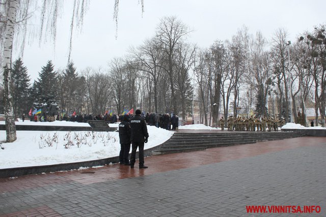 «Люди босі виходили на вулиці. Грала музика»: у Вінниці відзначили річницю визволення від фашистських загарбників. Фото - фото 2