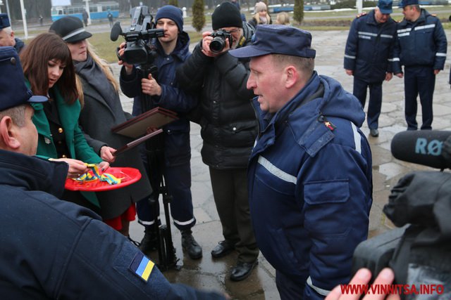 Рятувальникам Вінниччини передали 5 сучасних пожежних машин. Фоторепортаж - фото 22