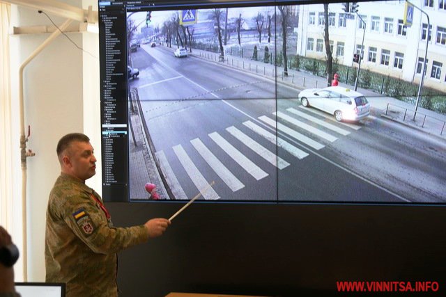 Вінниця в режимі online. Презентували центр, який аналізує відео з усіх камер міста. Фото - фото 15