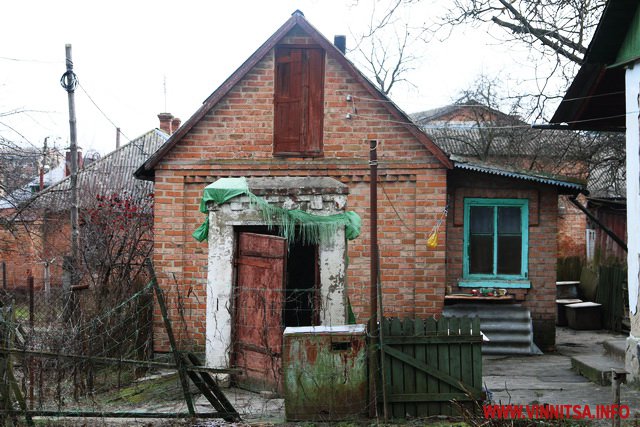 Вулиця Покришкіна у Вінниці: захаращене озеро, висотки та церква адвентистів. Фоторепортаж - фото 17