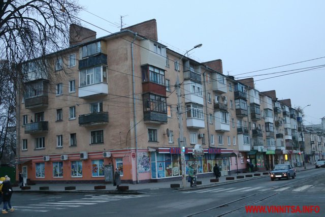 Від «Зорі» до «Світанку». Фоторепортаж з вулиці Замостянської, яка за 100 років мала кілька назв - фото 28