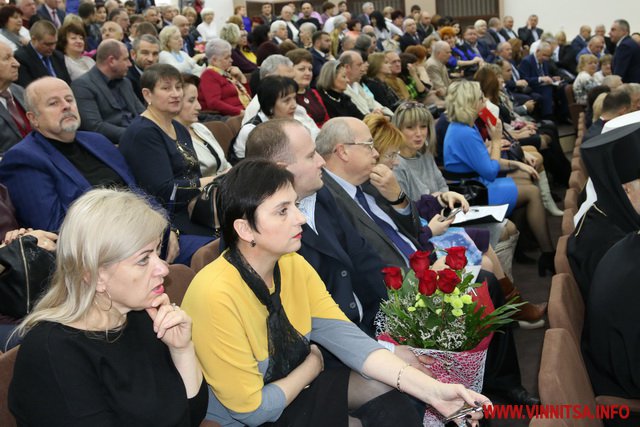 «Пироговка» святкує 100-річчя у новому корпусі. Лікарні подарували сертифікати на 1,2 мільйони гривень - фото 7