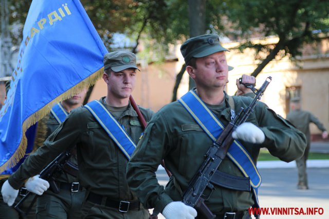 У Вінниці 145 новобранців Нацгвардії прийняли присягу, серед них є дві дівчини. Фоторепортаж - фото 2