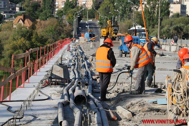 У Вінниці назвали нову дату відкриття Київського мосту для всього транспорту. Фоторепортаж - фото 4