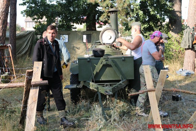 Під Вінницею ожила історія. На ставці Гітлера розгорнули табори солдати трьох армій. Фоторепортаж - фото 45