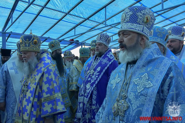 На Вінниччині понад 35 тисяч людей понесли хрести на Іосафатову долину. Фоторепортаж - фото 13