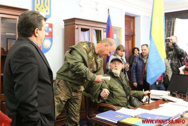 Олійник на завтра скликає сесію Вінницької облради - фото 16