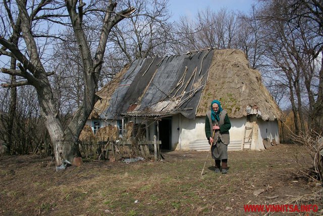 На Вінниччині художник сфотографував 450 старовинних хат під стріхою, з світлин готують альбом - фото 6