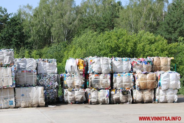 Чи загрожує Вінниці «львівська» трагедія? Як у місті вирішують проблеми зі сміттям. Фоторепортаж - фото 5