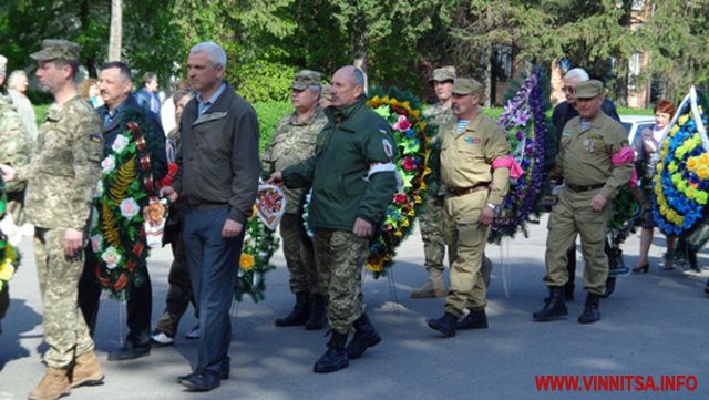 На Вінниччині попрощалися з Героєм, якого вбили російські диверсанти - фото 2