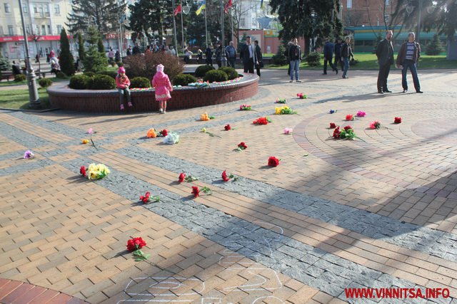 Пікет перед міськрадою завершився. Чи домовились мерія і протестувальники? - фото 3