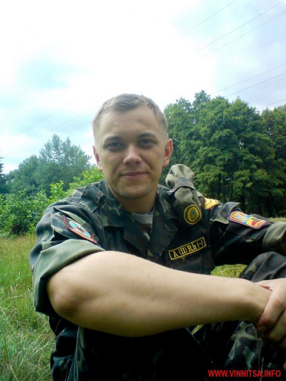 Під Іловайськом загинув молодий вінничанин. Бійця опізнали через 2 роки